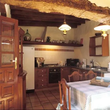 Sleeps 6 Pool Wifi